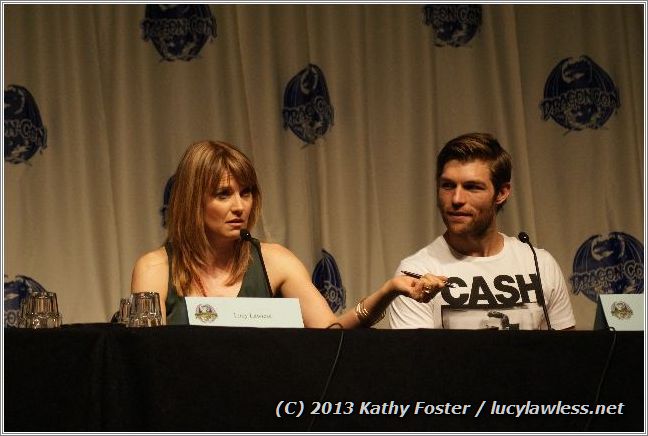 gal/Saturday/Spartacus_Panel/Photos_by_Kathy_Foster/ll-spartacusdcon-010.jpg